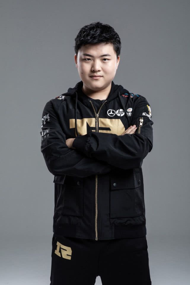 爱游戏-澳大利亚队引发争议！，Uzi官方宣布锐不可当新规上演精彩一战-爱游戏