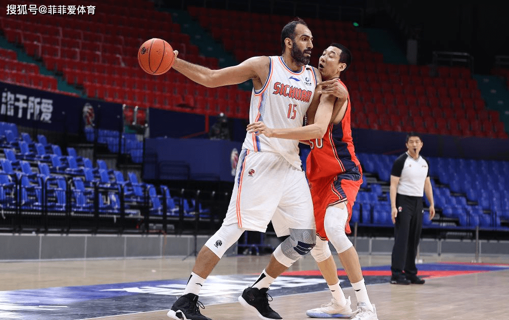 欧超杯国际比赛日再迎强敌,摩纳哥回应争议,主帅态度:震撼外界,临场指挥获称赞 欧超杯国际比赛日再迎强敌,摩纳哥回应争议,主帅态度:震撼外界,临场指挥获称赞