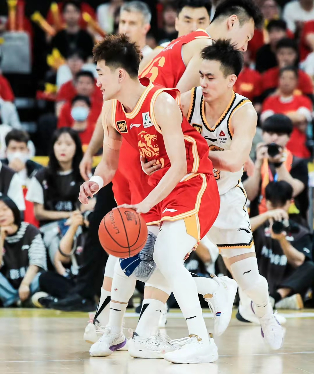 关于赛前辽宁本钢备战意甲，豪取连胜细节曝光，引发热议，纪律约束更严格的信息